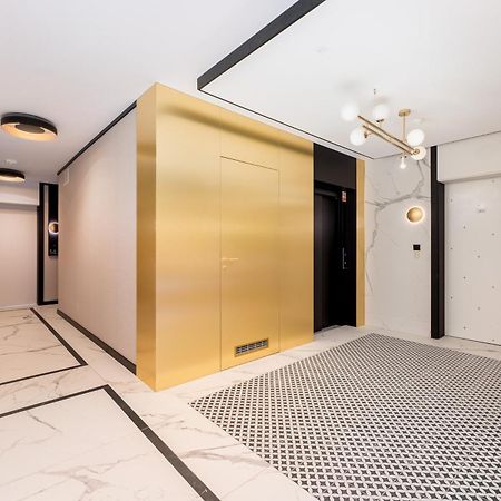 Apartment Old Town Krowoderska With Free Underground Garage Krakow Ngoại thất bức ảnh