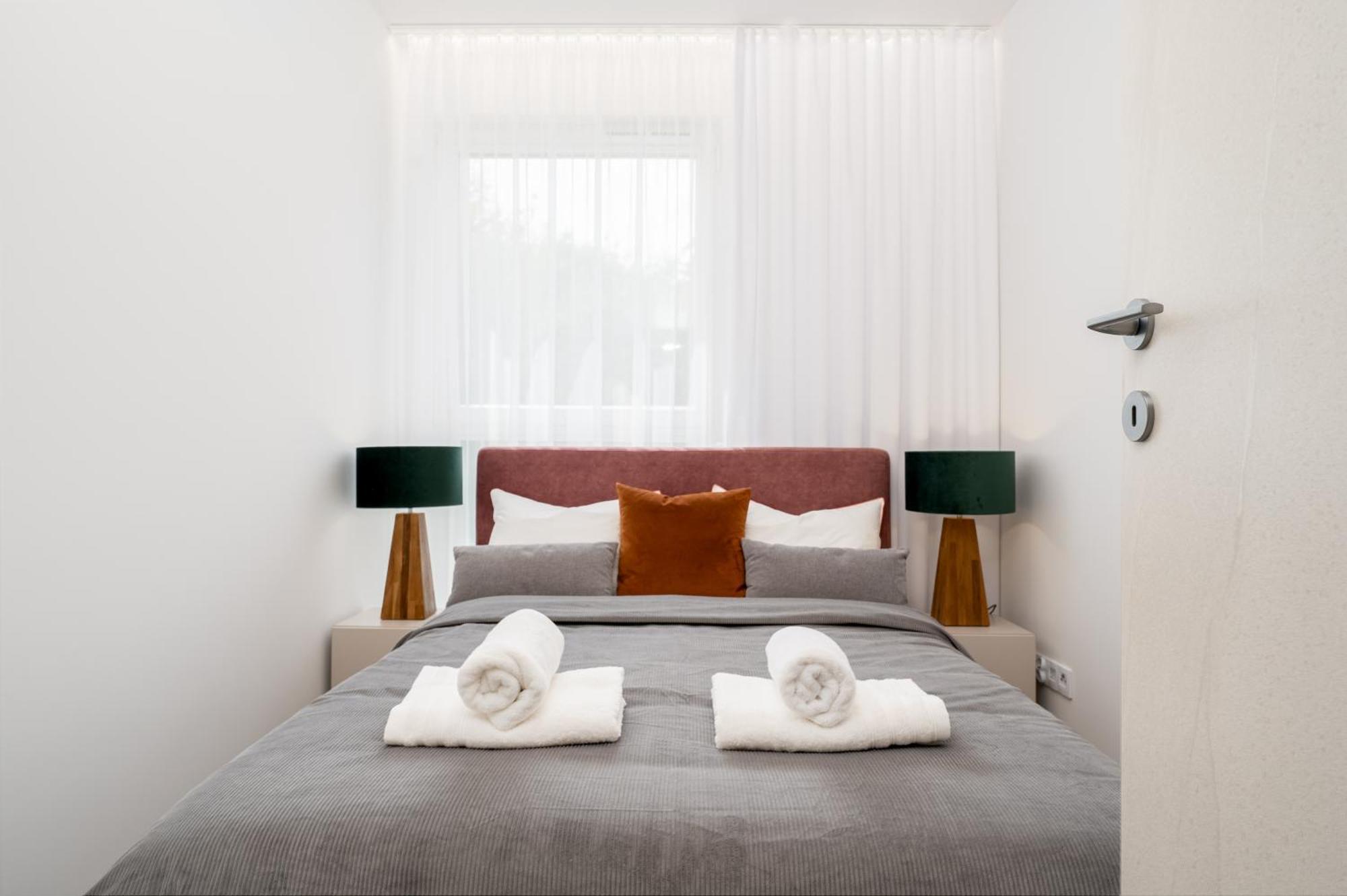 Apartment Old Town Krowoderska With Free Underground Garage Krakow Ngoại thất bức ảnh
